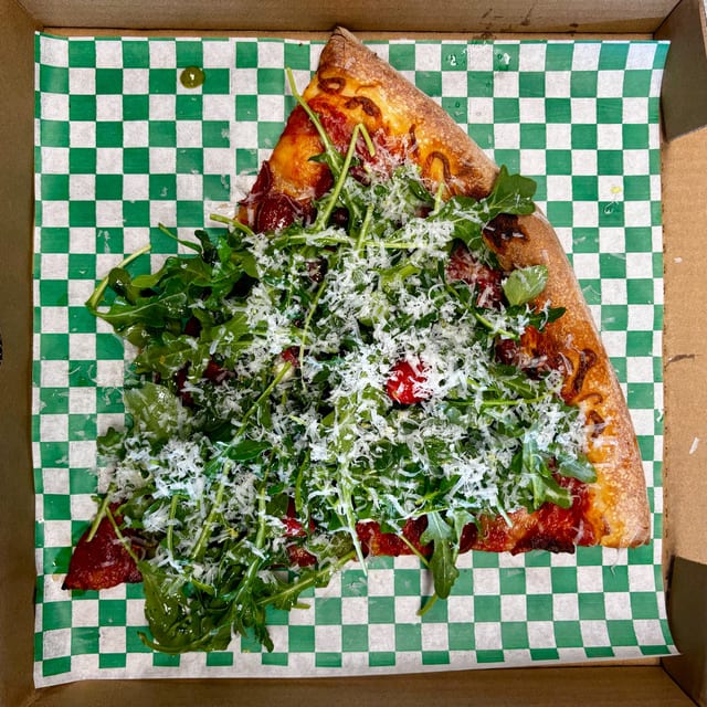 Pepperoni Tony's Pesto-Roni (M).